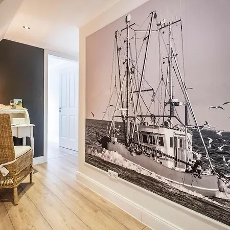 Buesumer Reethus 2 1 * Büsum